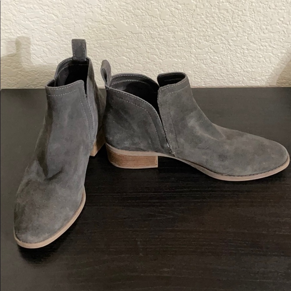 Dolce Vita suede booties